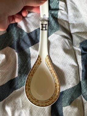 White Ceramic Spoon Rest with Yellow Mosaic Accent